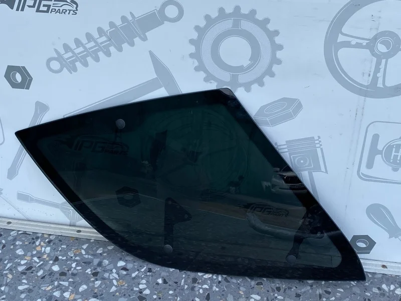 Стекло кузовное правое Mercedes-benz ML 2001 W163