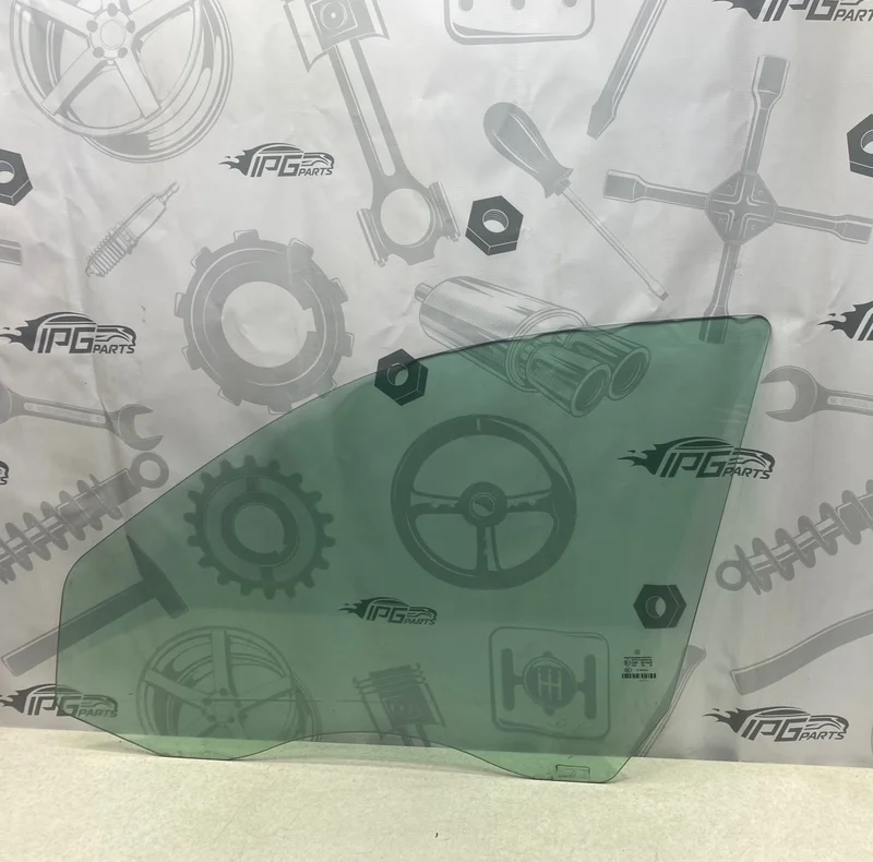 Стекло передней левой двери Mercedes-benz 2005 W211