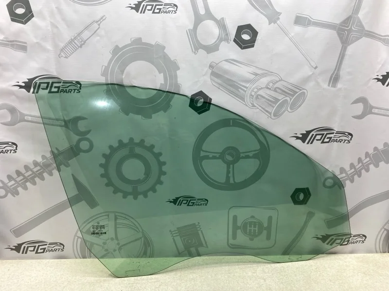 Стекло передней правой двери Mercedes-benz 2005 W211