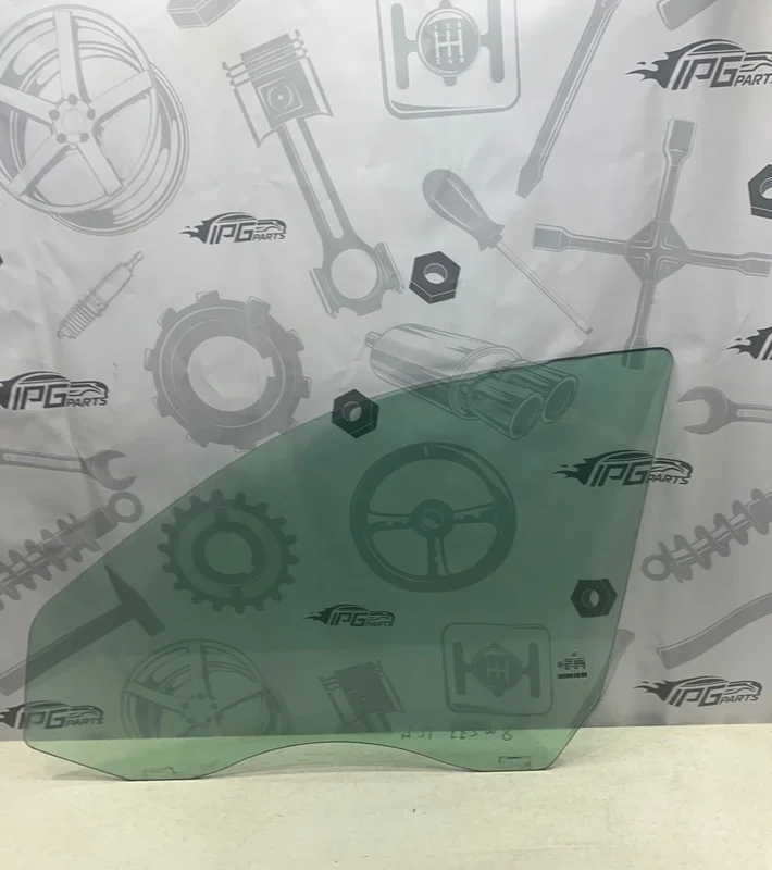 Стекло передней левой двери Mercedes-benz 2002 W211