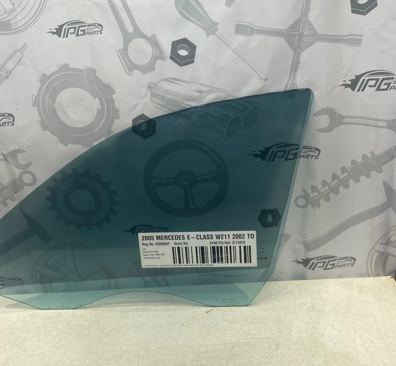 Стекло передней левой двери Mercedes-benz 2005 W211