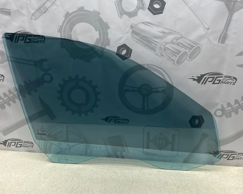 Стекло передней правой двери Mercedes-benz 2005 W211