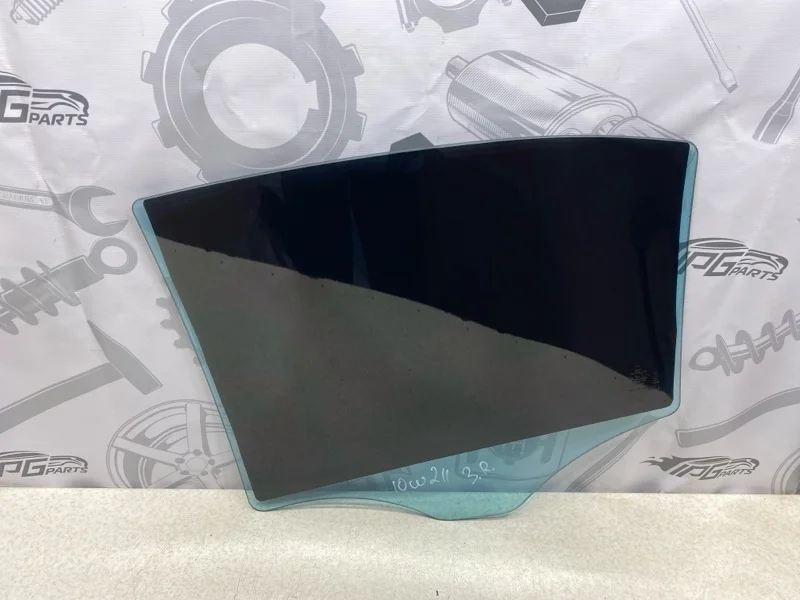 Стекло задней правой двери опускное Mercedes-benz 2005 W211