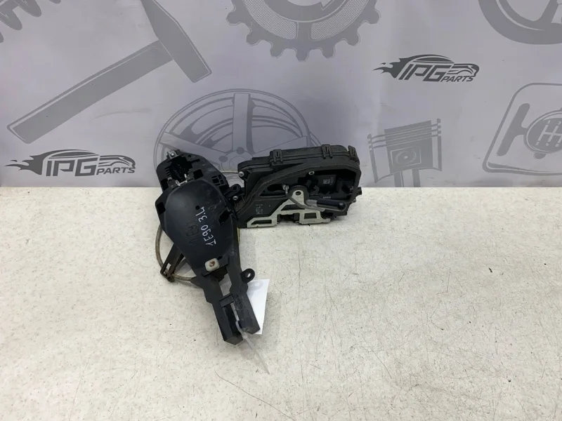 Замок задней левой двери BMW 3 2005 E90