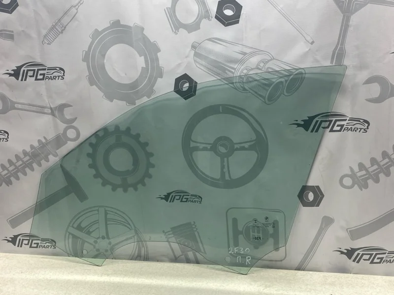 Стекло передней правой двери BMW 3 2014 F30