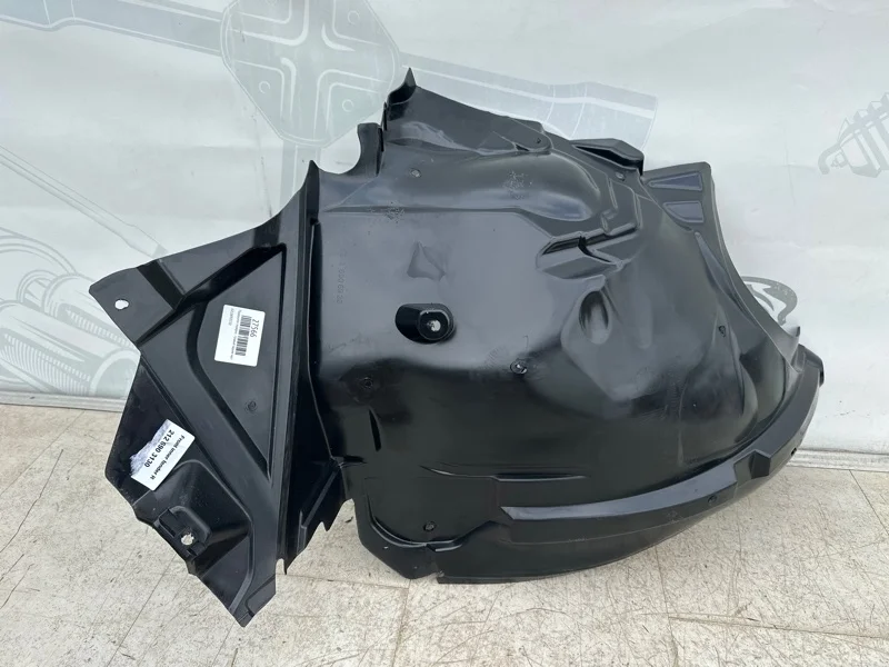 Подкрылок передний правый задняя часть Mercedes-benz W212