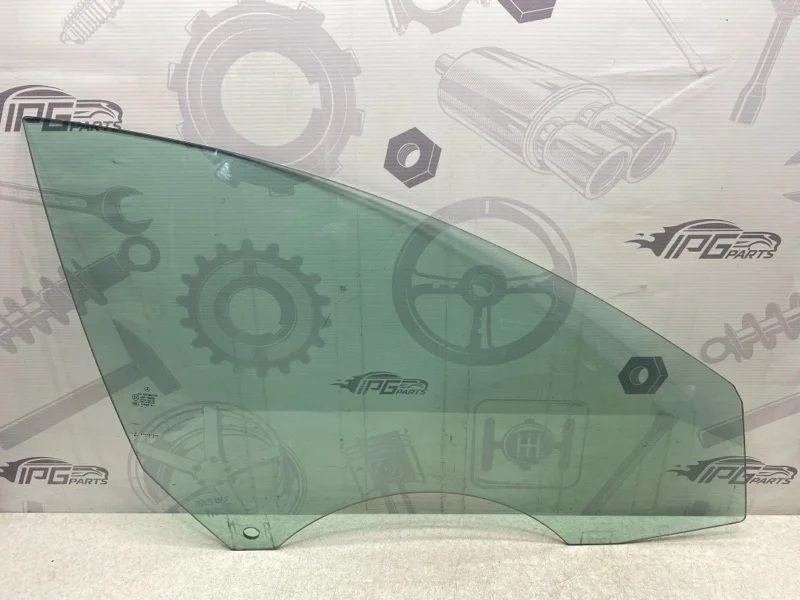 Стекло передней правой двери Mercedes-benz CLS 2014 X218