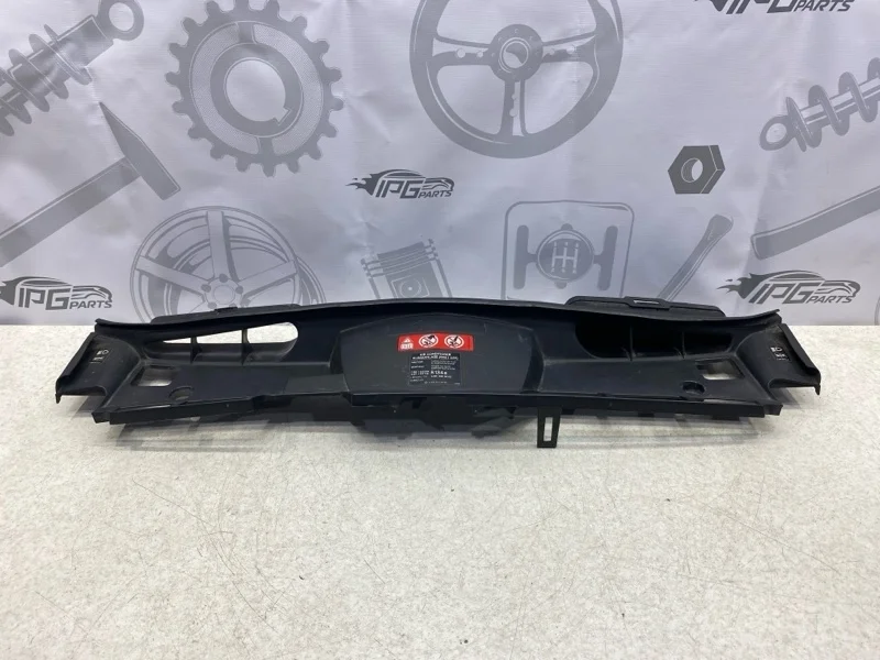 Воздуховод на передней панели Mercedes-benz 2013 W212