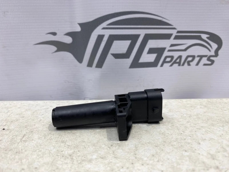 Датчик положения коленвала Mercedes-benz C207