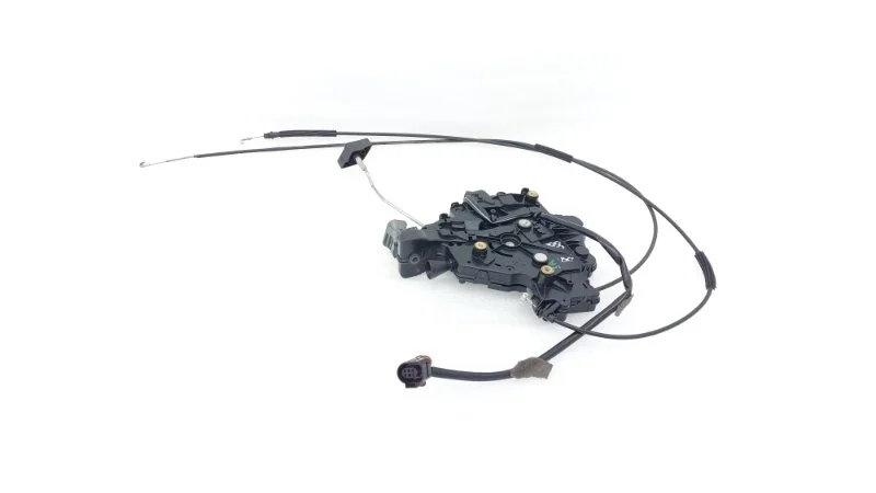 Замок двери Volkswagen Transporter Caravelle 2011 T5