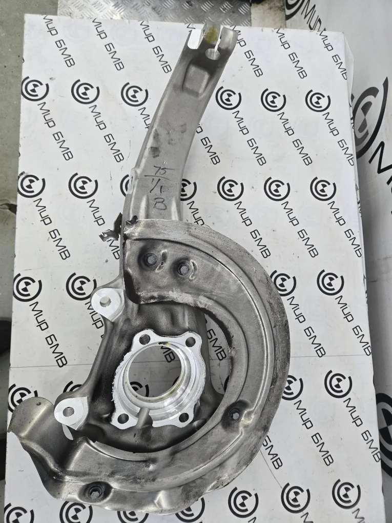 Кулак поворотный BMW X5 G05