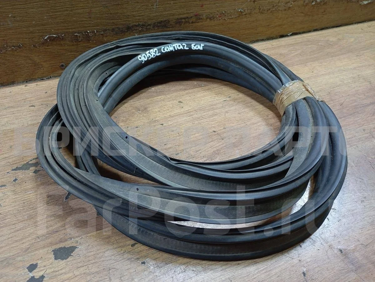 Уплотнитель багажника Хендай Санта Фе 2  (CM)