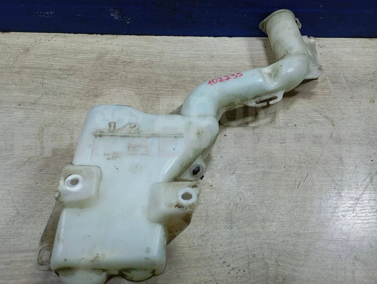 Бачок омывателя Митсубиси Кольт 6  (Z20)