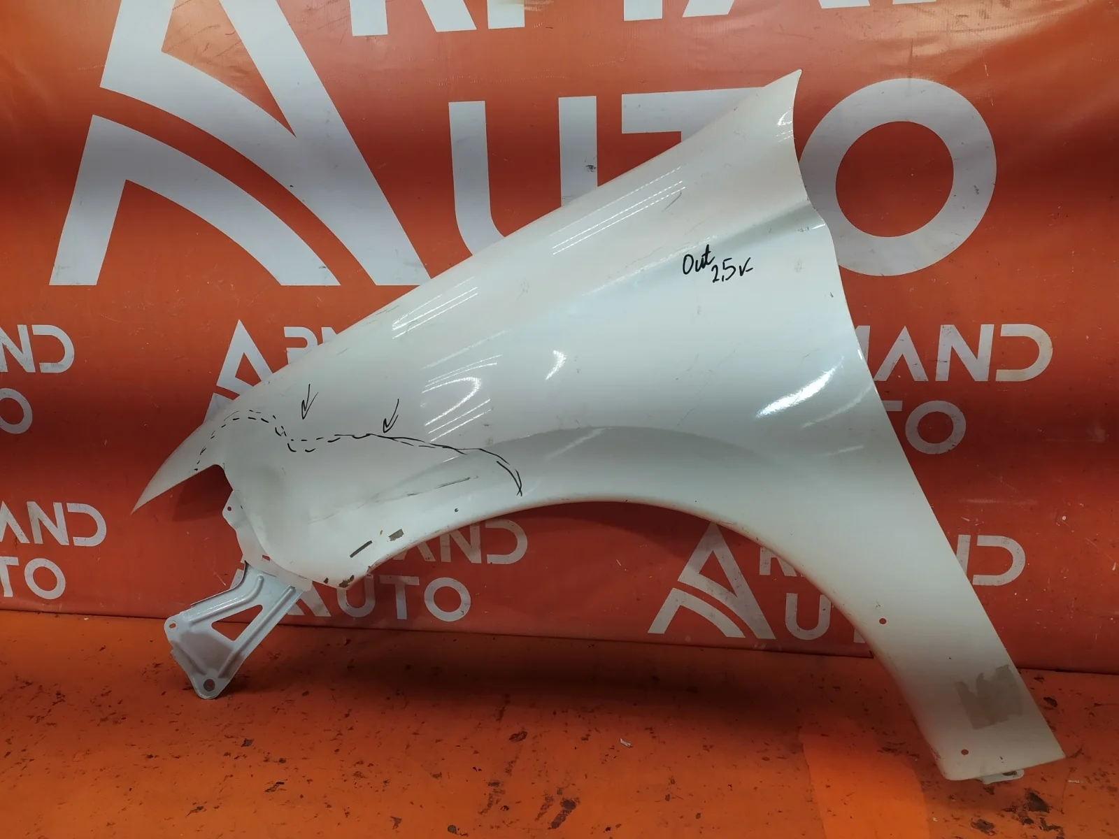 Крыло Mitsubishi Outlander 2015-нв 3