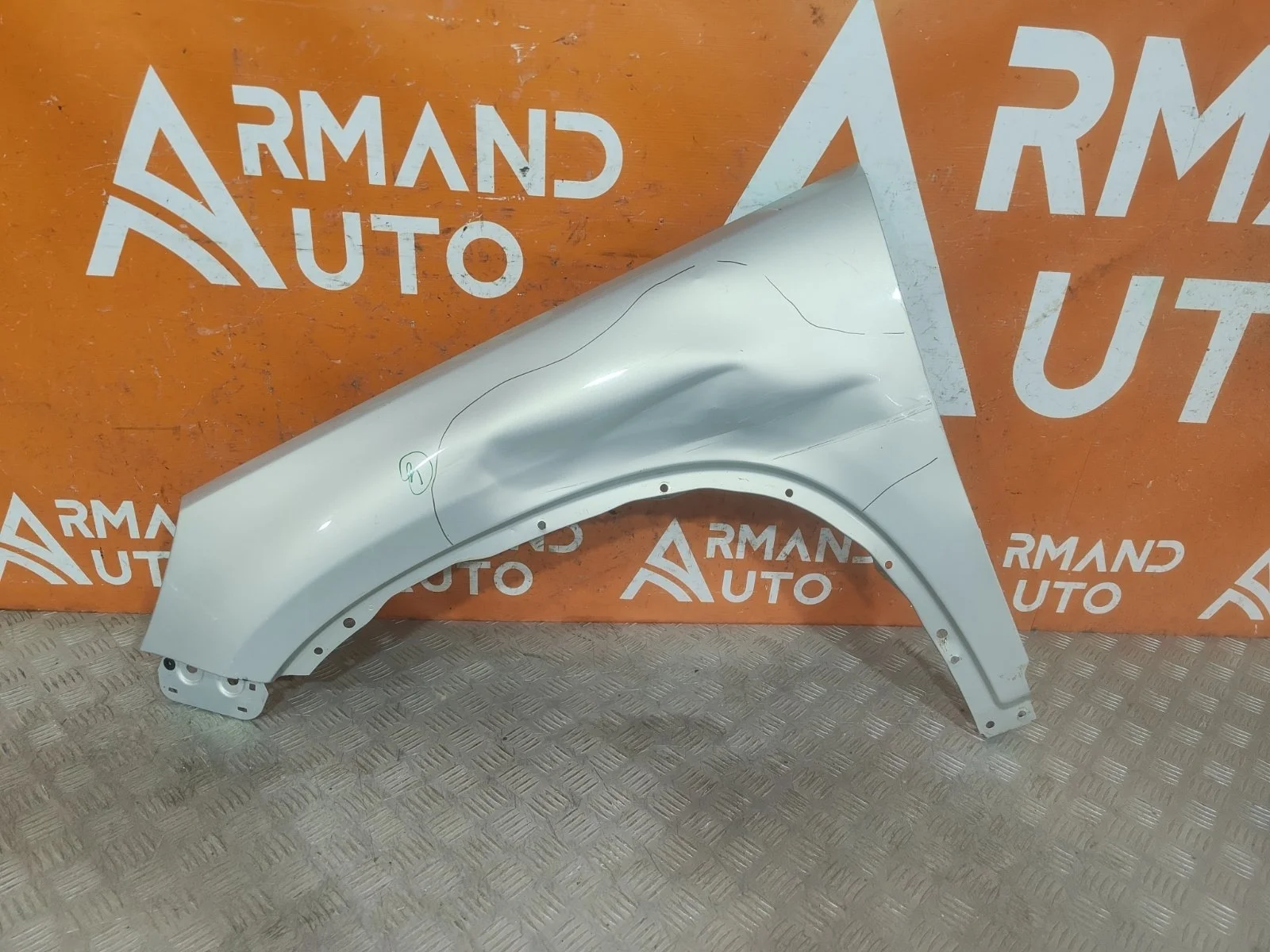 Крыло Volkswagen Tiguan 2007-2016