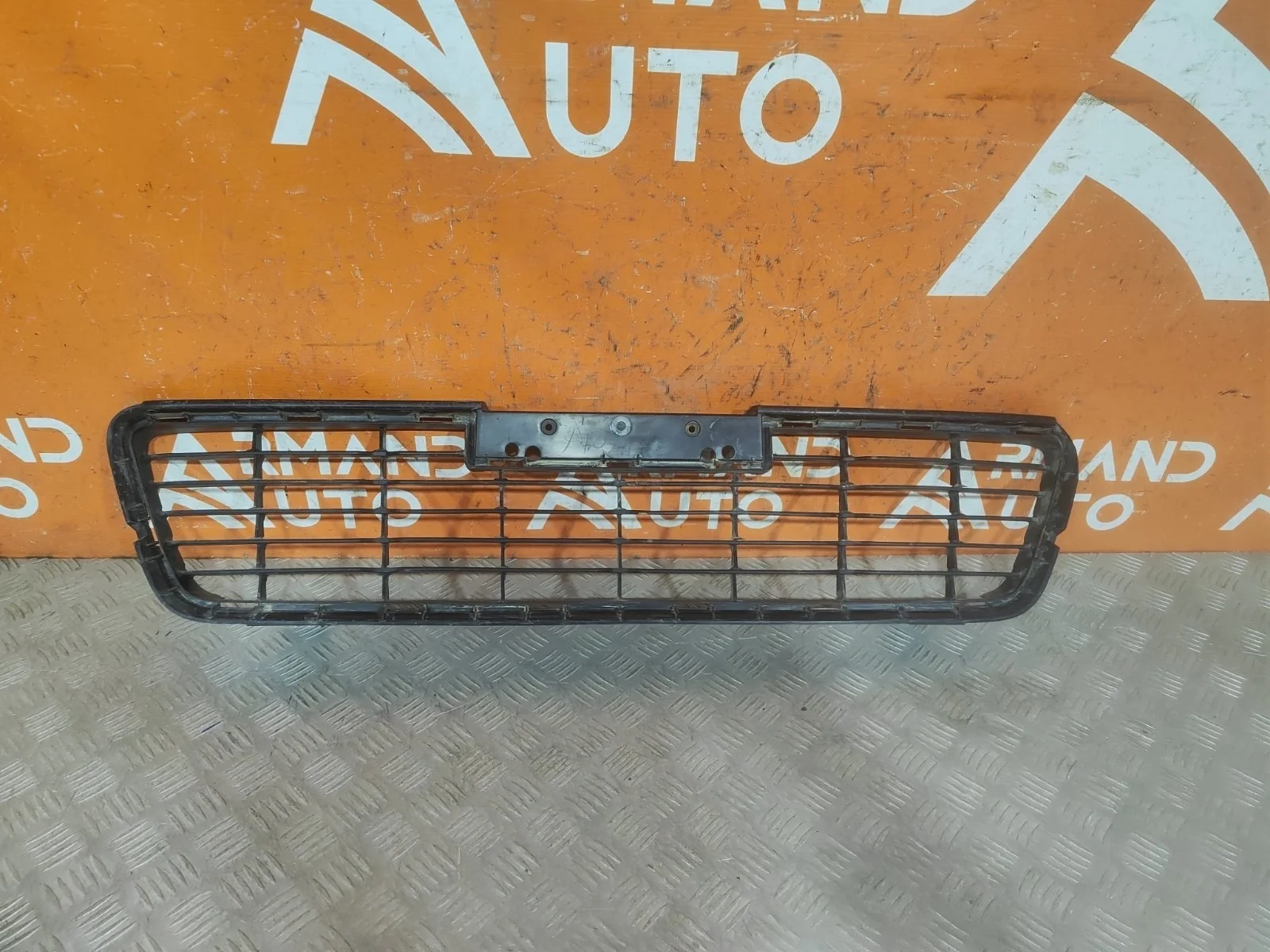 Решетка бампера Toyota Hilux 2015-2020 8