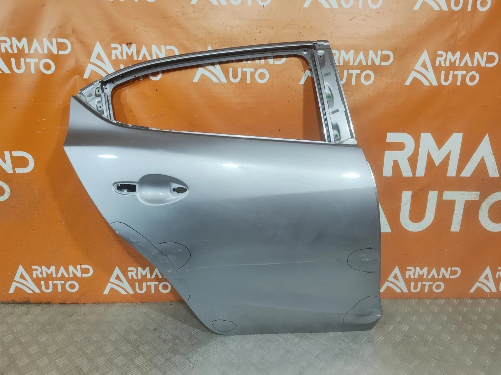 Дверь Mazda 3 2013-2018 BM