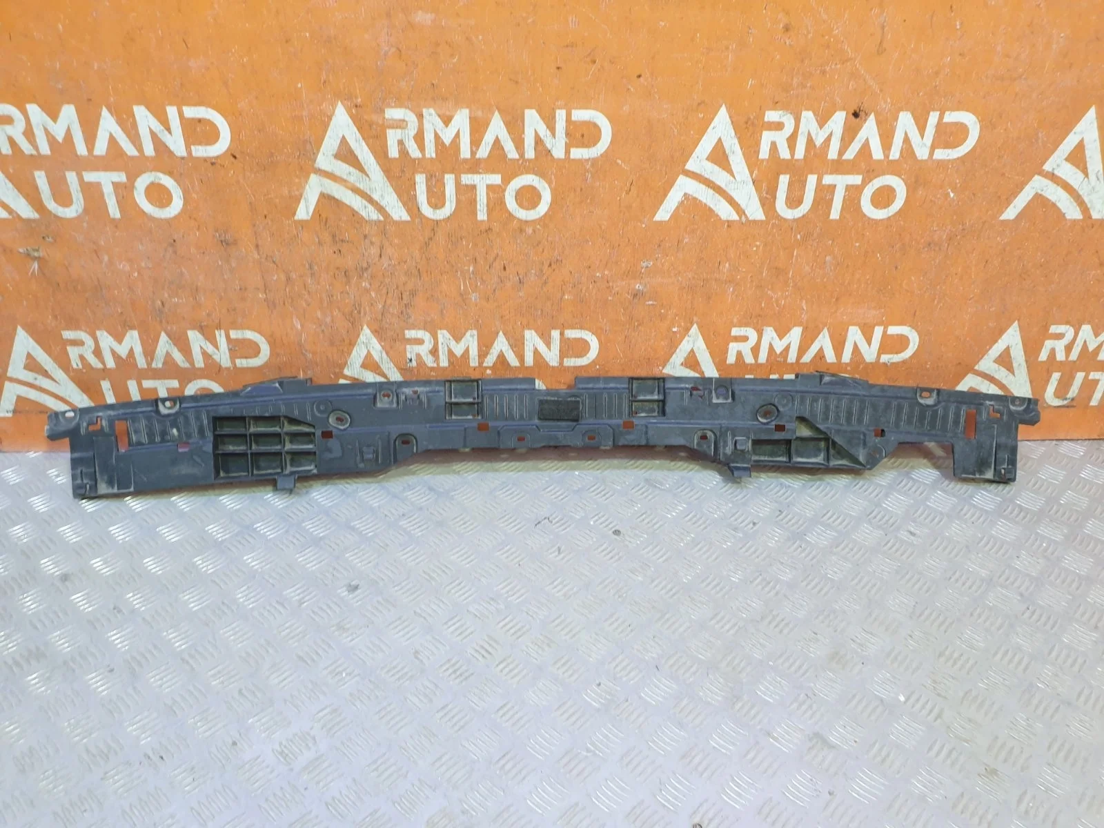 Кронштейн бампера Toyota Land Cruiser 2015-2021 200