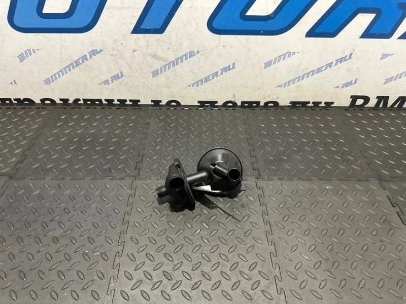 Клапан вентиляции картерных газов BMW 11617501566 E46 M54