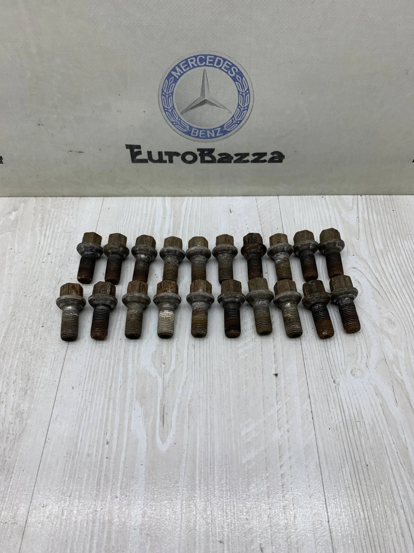 Колесные болты Mercedes W245