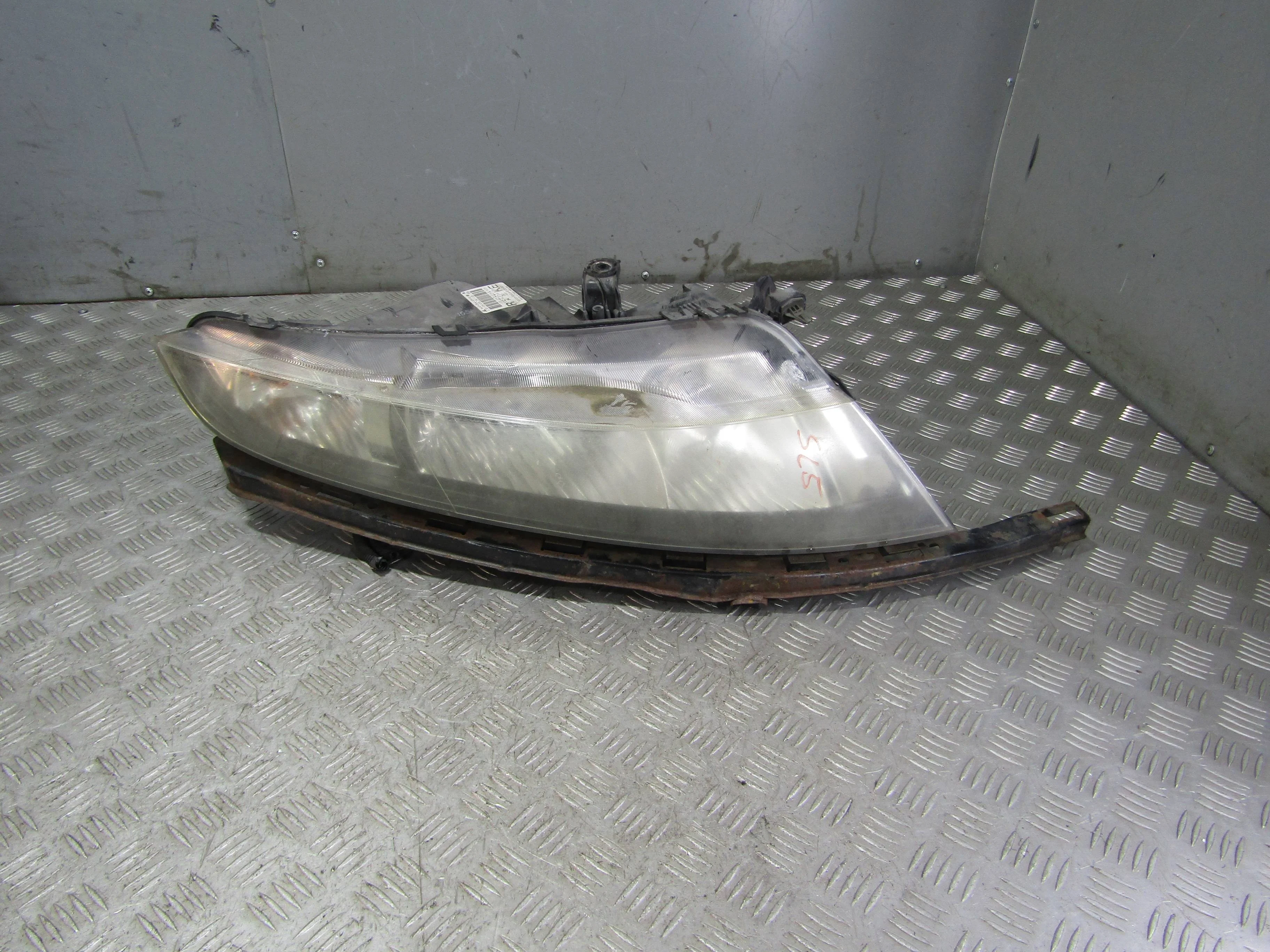 Фара правая ксенон HONDA Civic VIII (2005—2009)