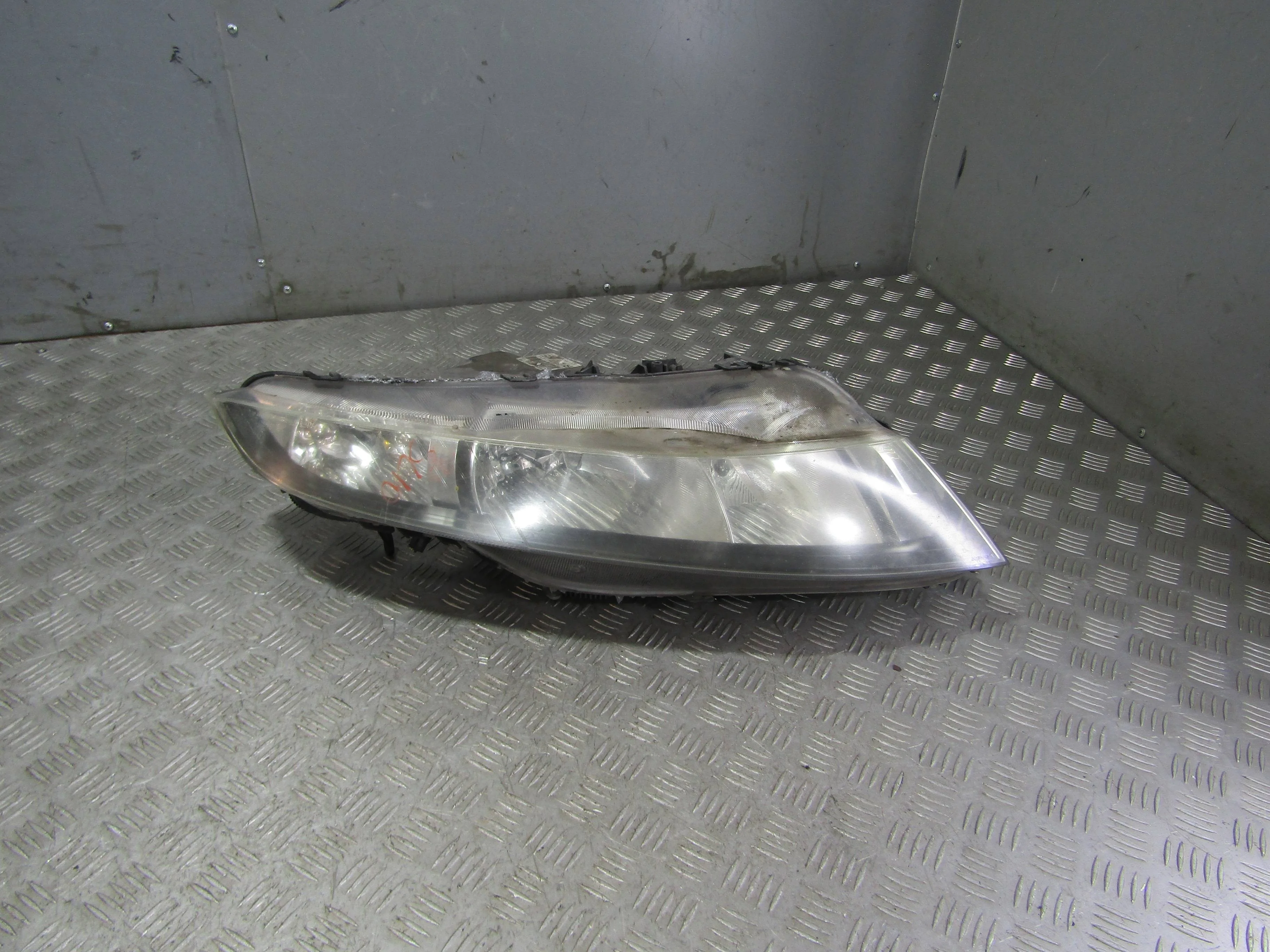 Фара правая ксенон HONDA Civic VIII (2005—2009)