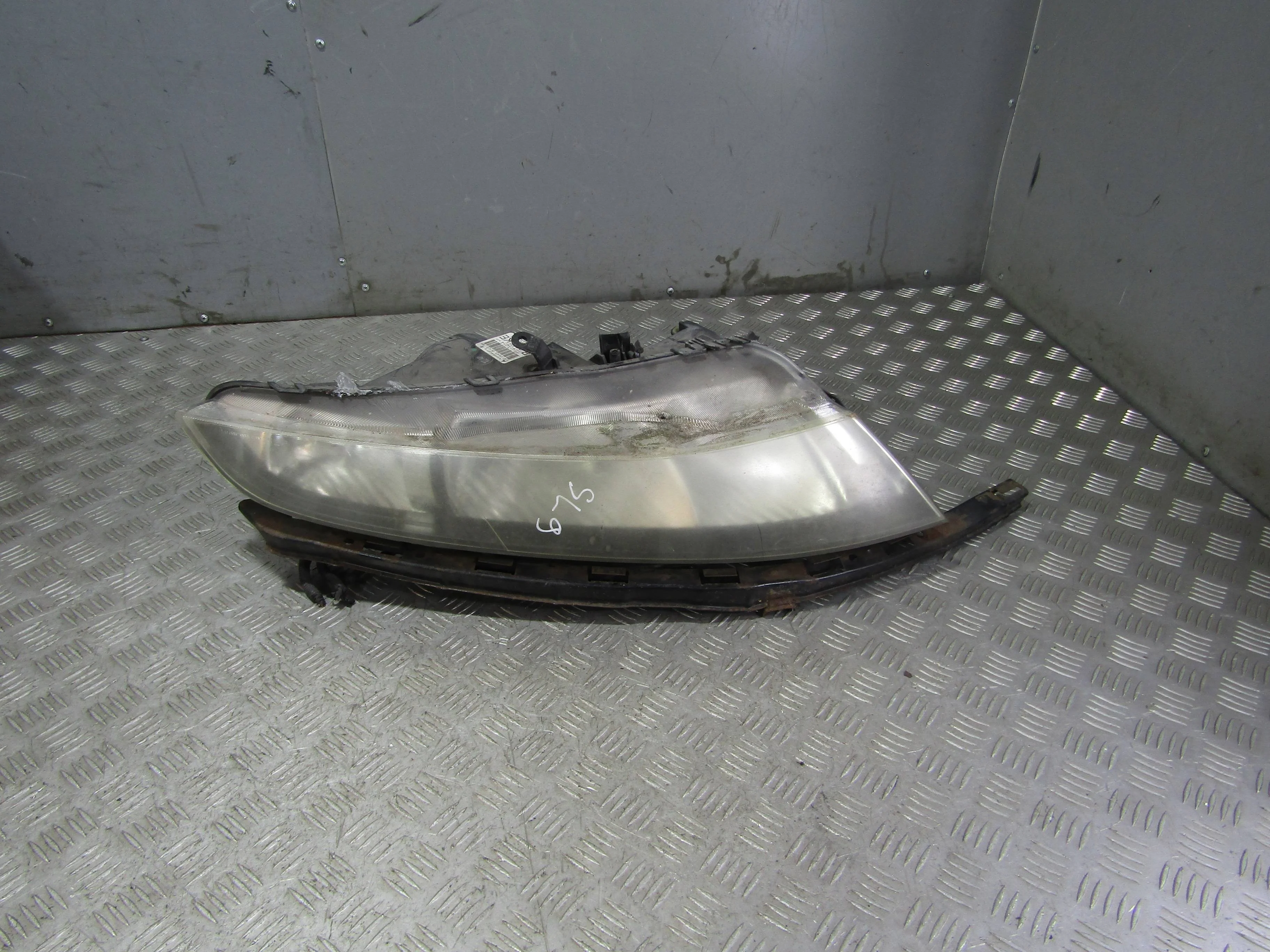 Фара правая ксенон HONDA Civic VIII (2005—2009)