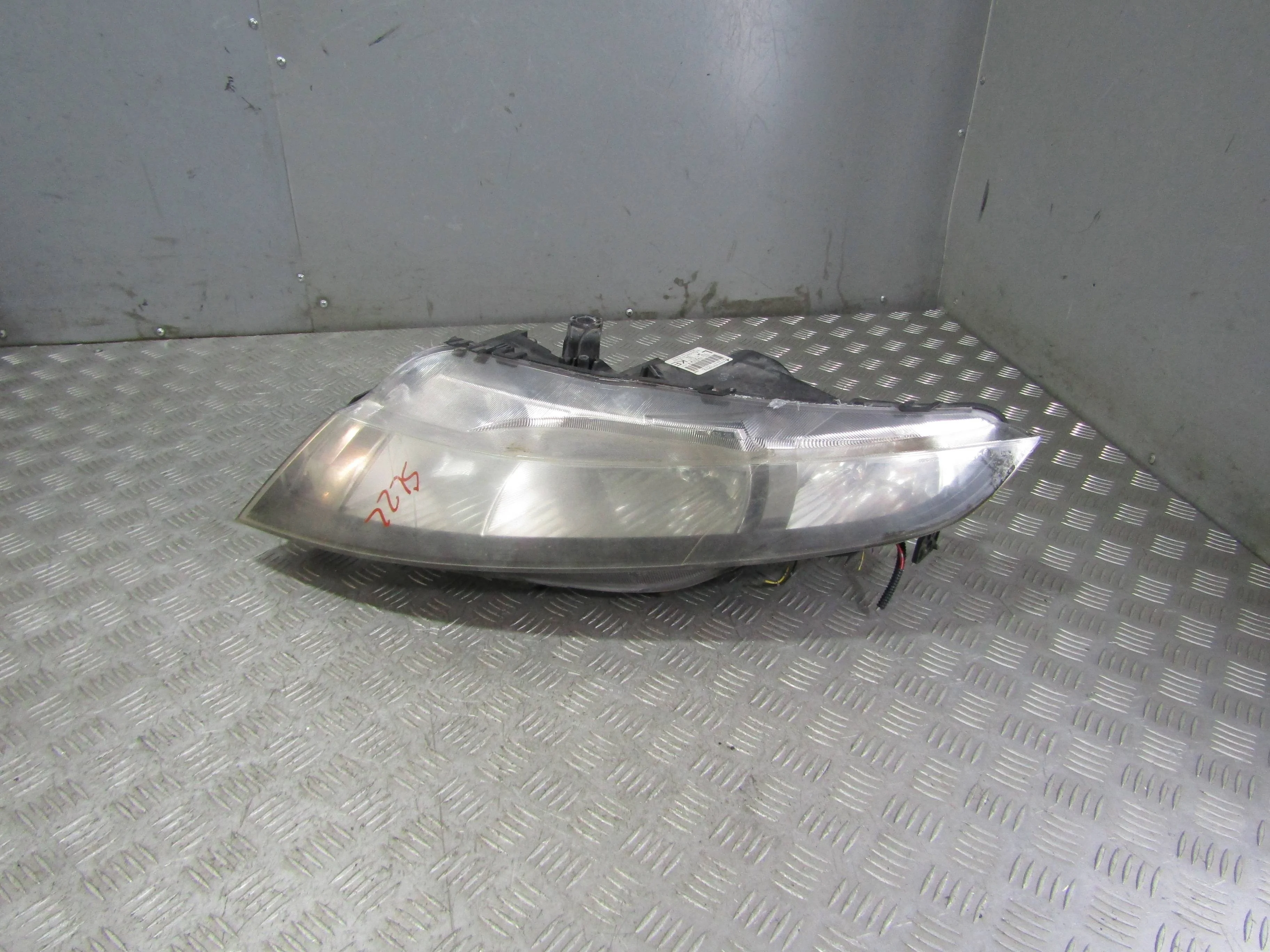 Фара левая ксенон HONDA Civic VIII (2005—2009)