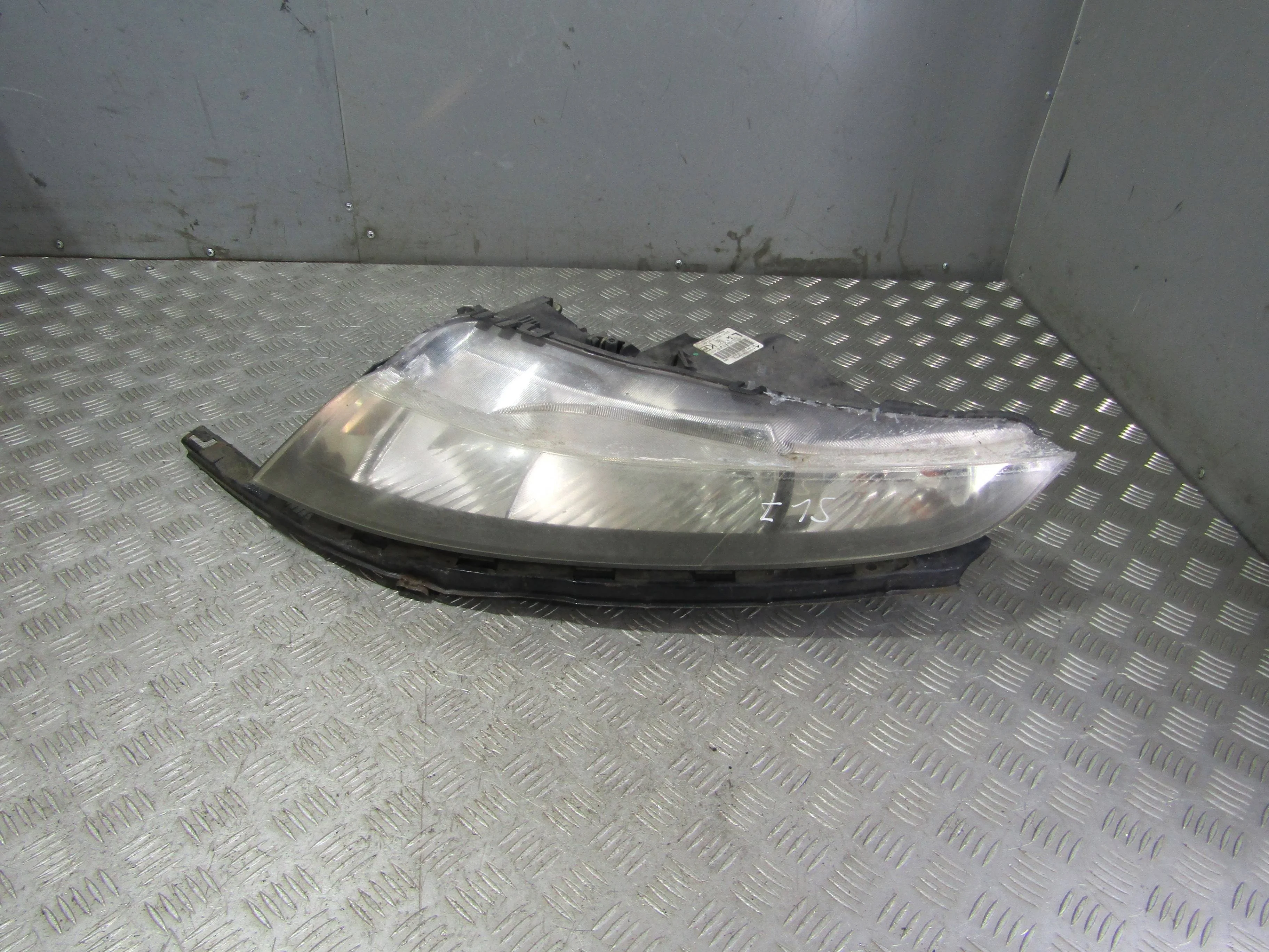 Фара левая ксенон HONDA Civic VIII (2005—2009)