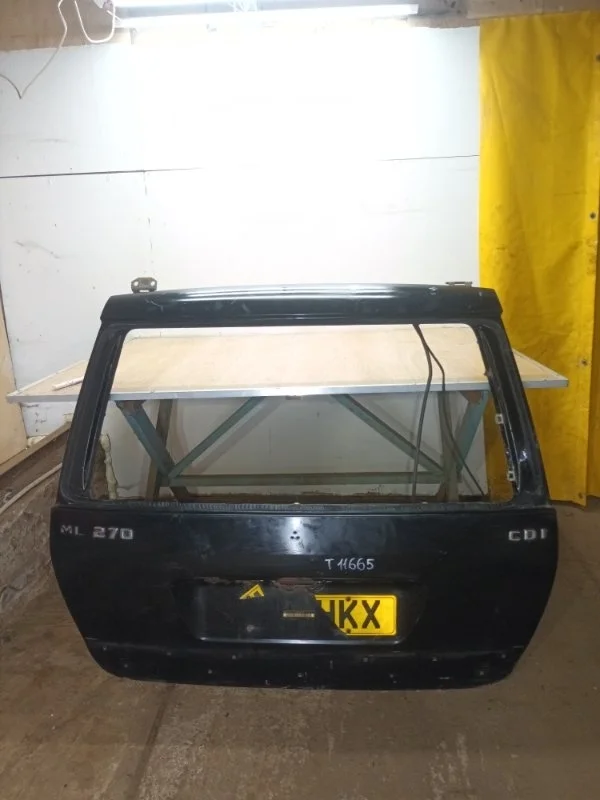 Крышка багажника Mercedes ML W163