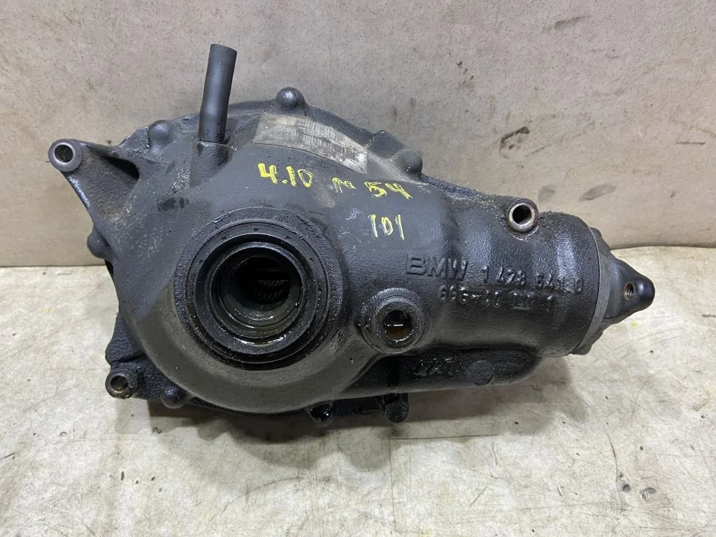 Редуктор переднего моста BMW X5 E53 4.10