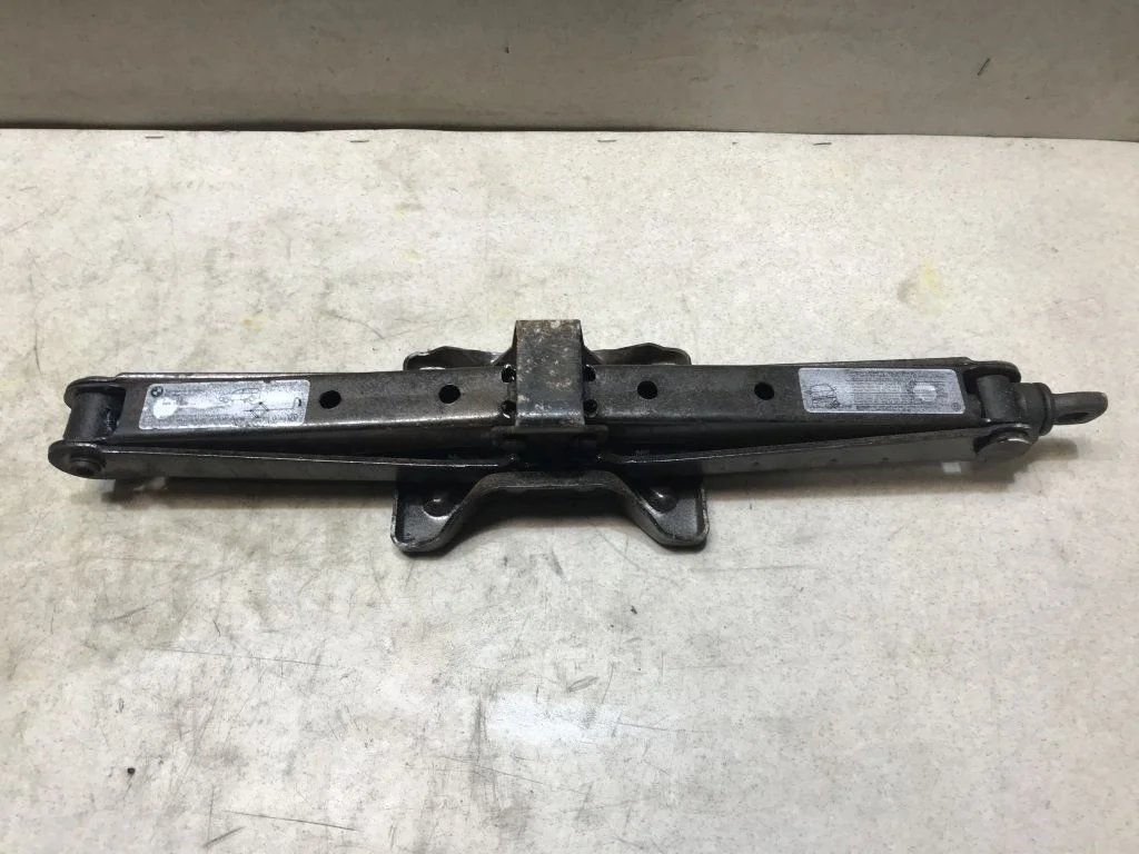 71126754372 Домкрат BMW E53