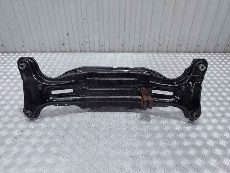 Подрамник Toyota Camry 2013 ASV50