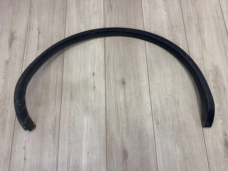 Накладка колесной арки VW Touareg NF 2010 7P