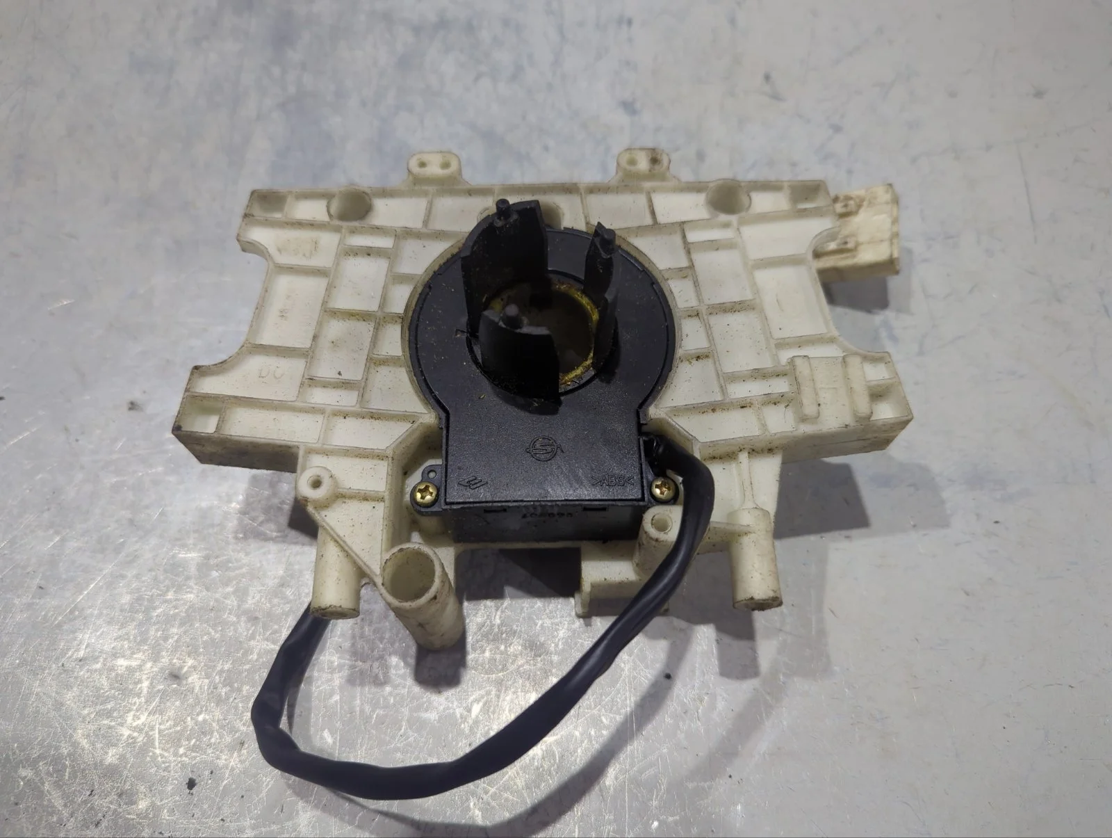 Датчик угла поворота руля SsangYong Kyron