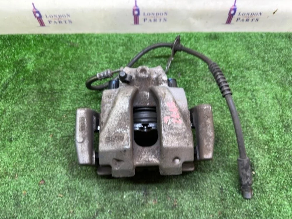 Суппорт тормозной BMW X3 20iX F25