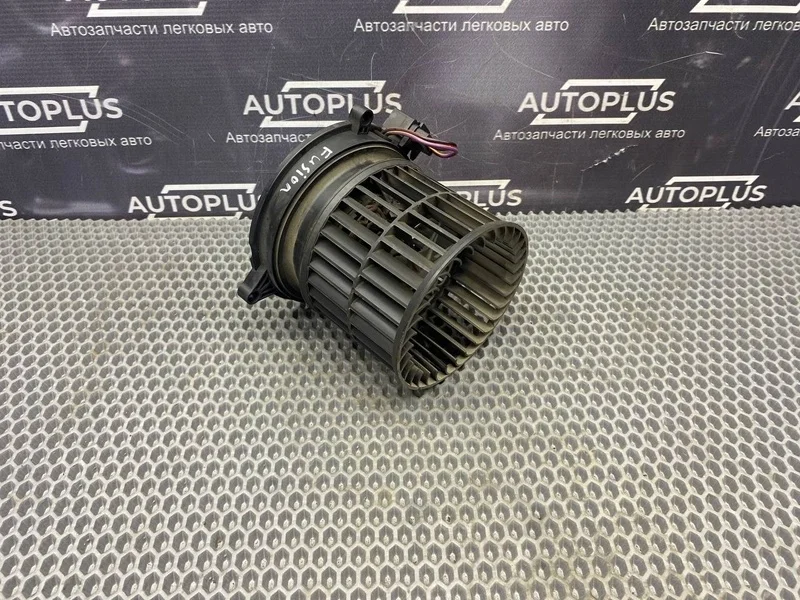 Мотор печки Ford Fusion 2009 1252926 УНИВЕРСАЛ 1.4 FXJA