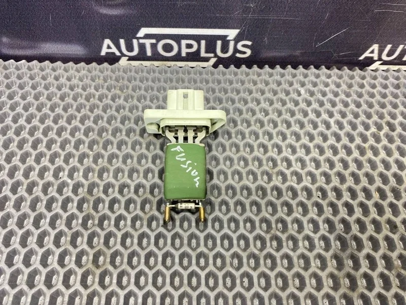 Резистор печки Ford Fusion 2009 1855157 УНИВЕРСАЛ 1.4 FXJA