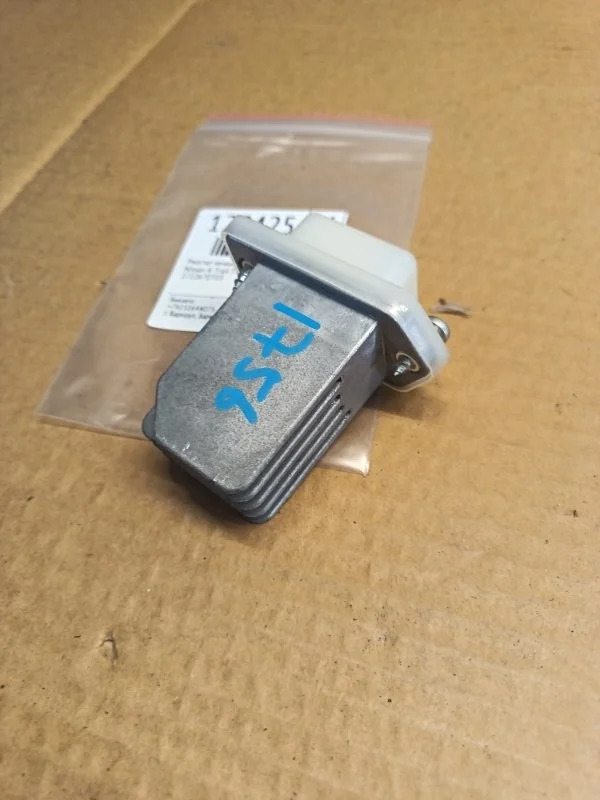 Реостат печки Nissan X-Trail 2007 TNT31