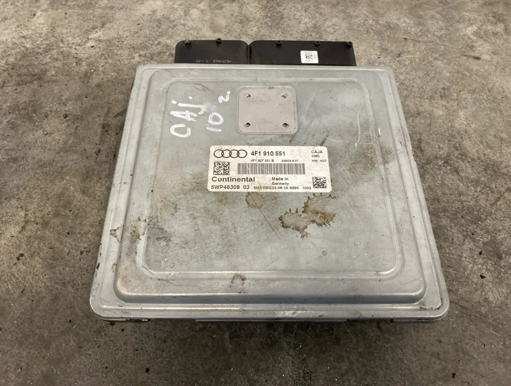 Блок управления двс Audi A6 2010 C6