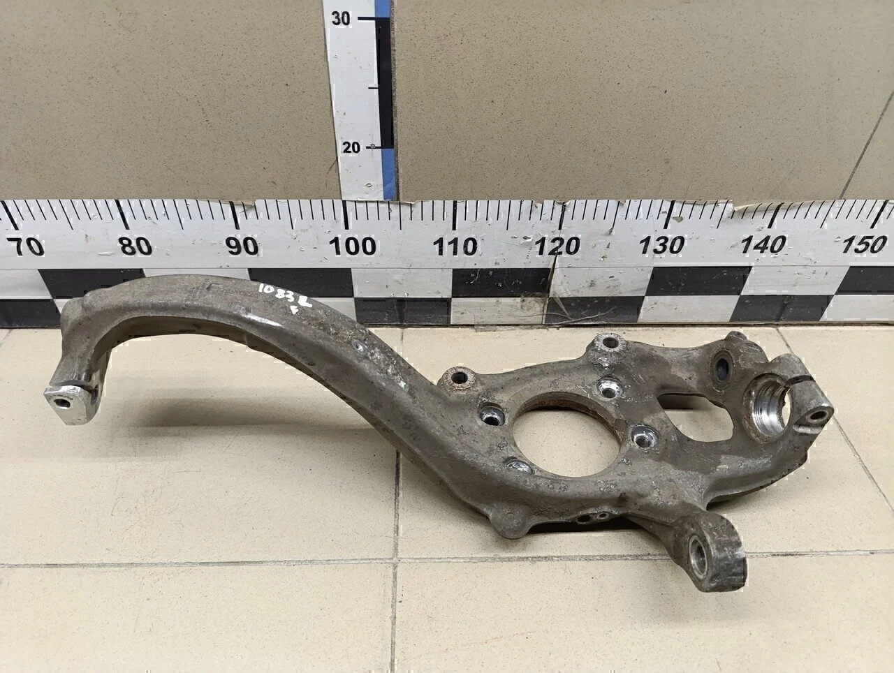 Кулак поворотный передний левый A4 [B8] 2007-2015