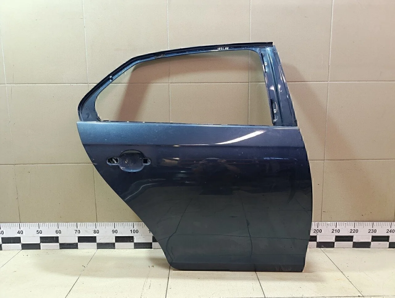 Дверь задняя правая Jetta 2006-2011