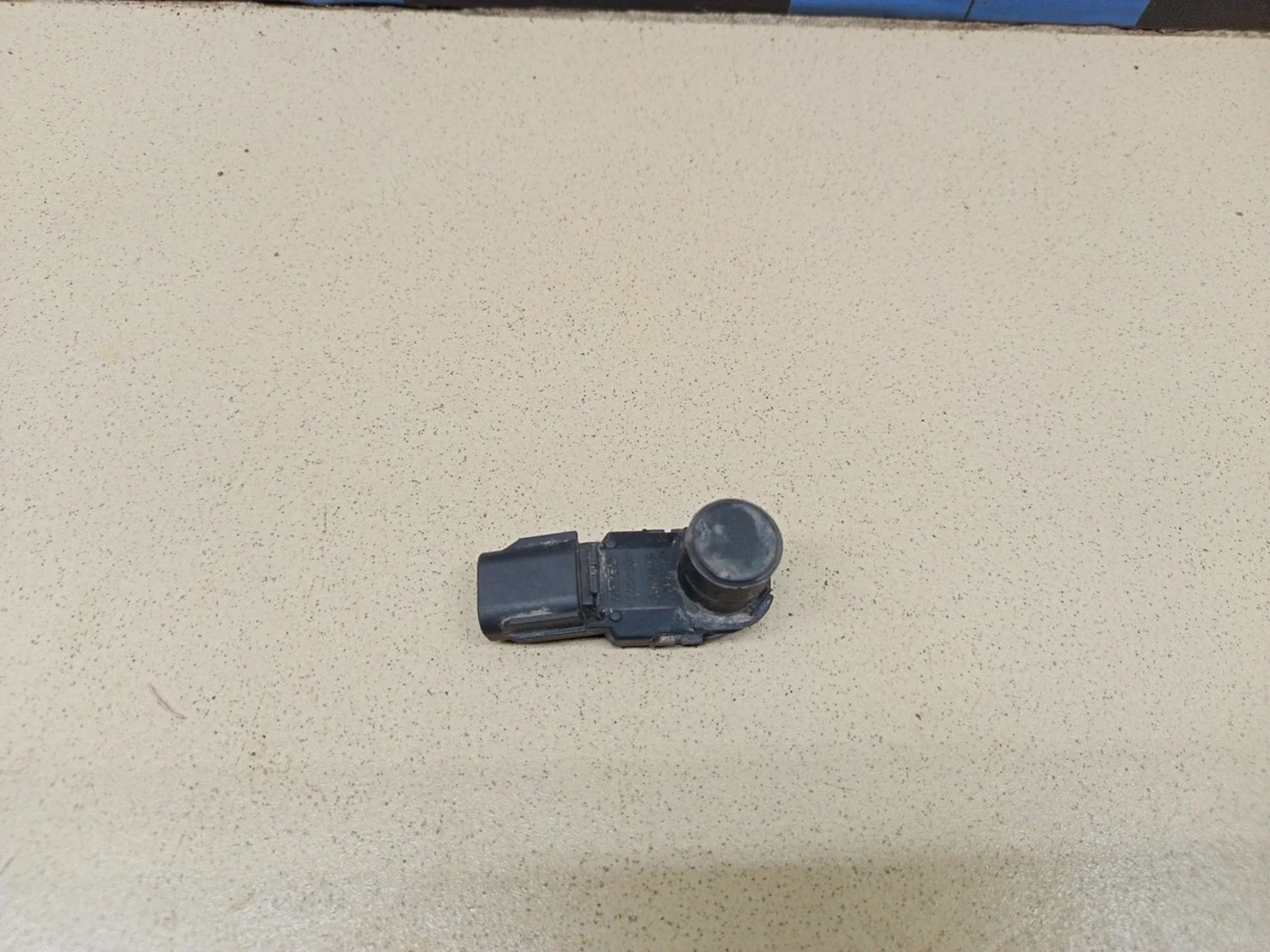 Датчик парковки RAV 4 2013-2019