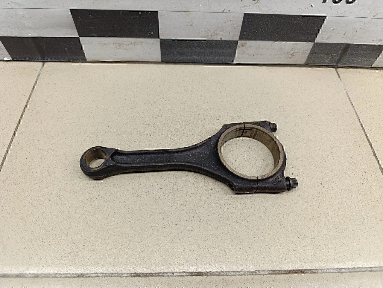 Шатун A6 [C6,4F] 2005-2011