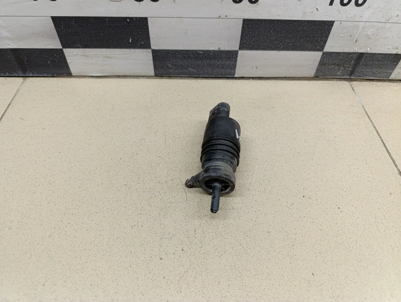 Насос омывателя A4 [B5] 1994-2000