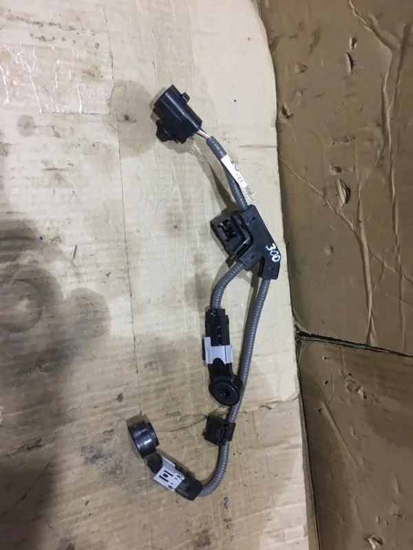 Провод TOYOTA LAND CRUISER 300 2021 8221960130 VJA300 V35AFTS