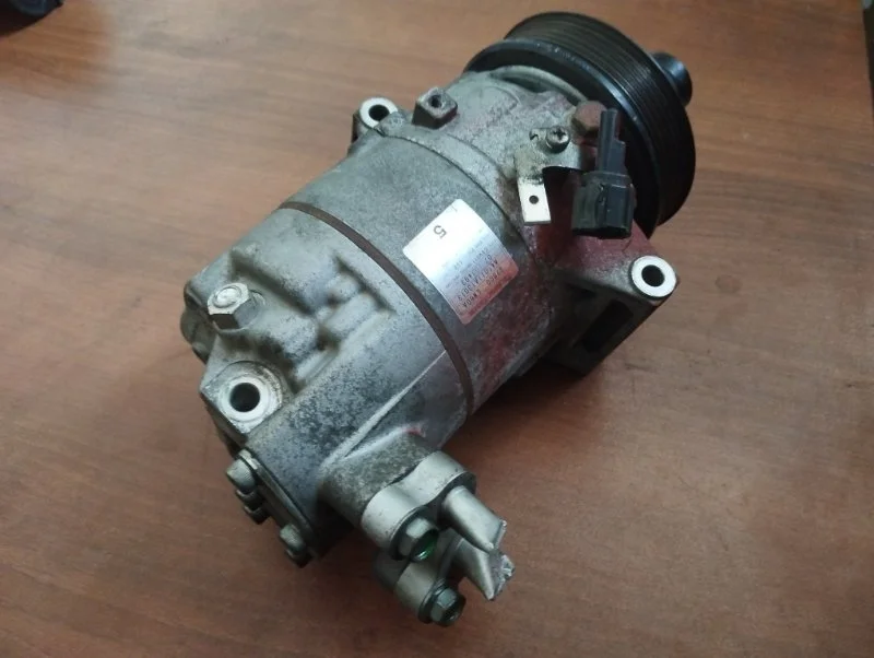 Компрессор кондиционера Nissan SYLPHY 2012 G11L