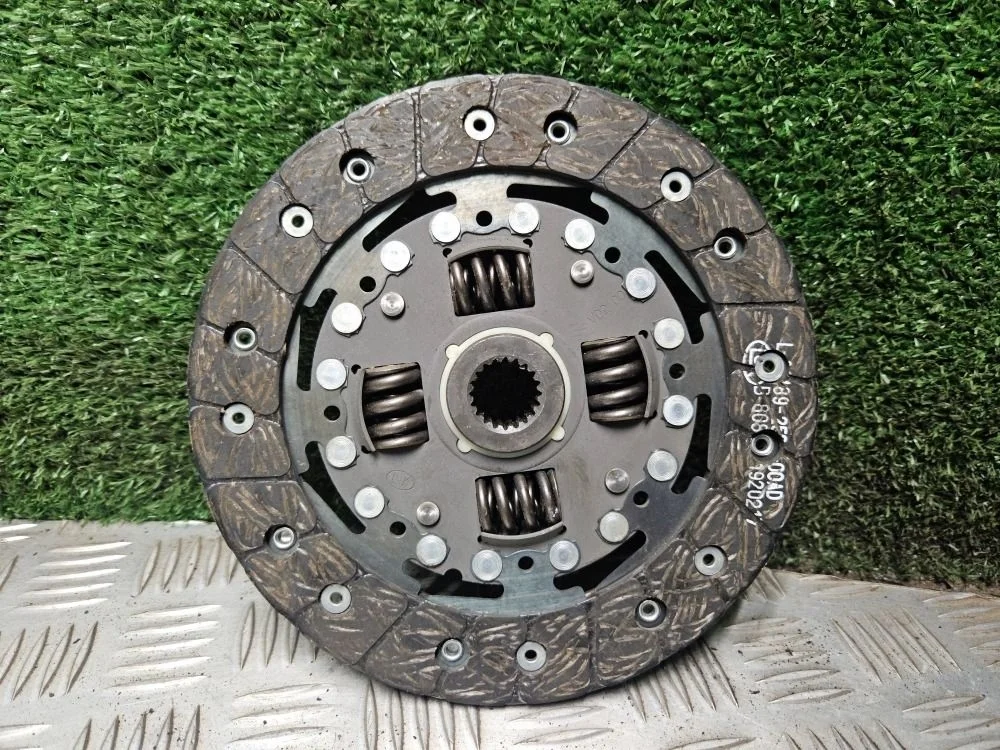 Диск сцепления Mitsubishi Lancer 9 1.6