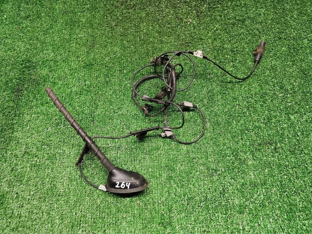 Антенна Kia Rio III