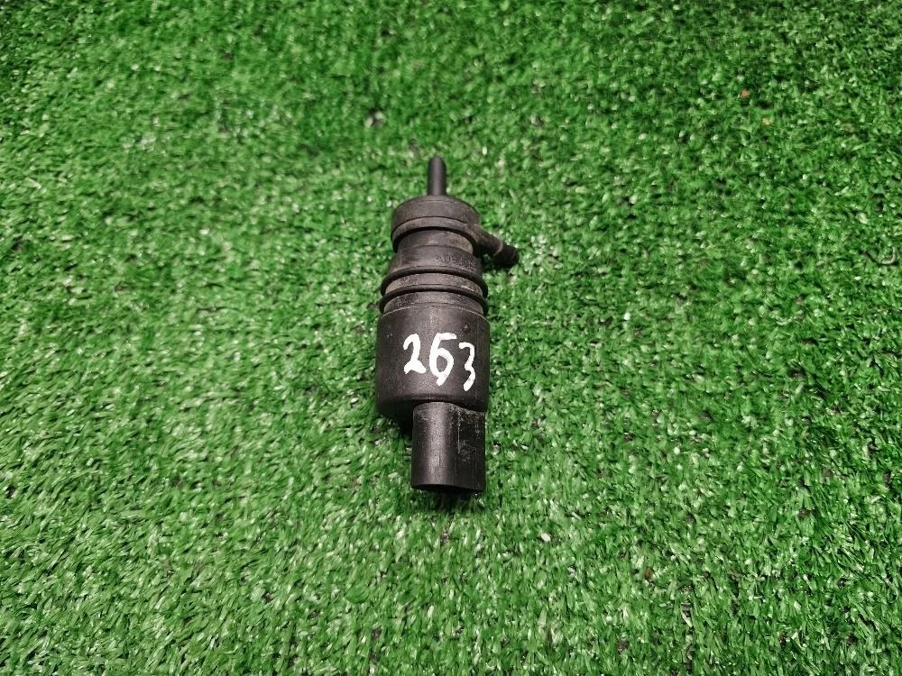 Насос омывателя Mercedes-Benz E-Class